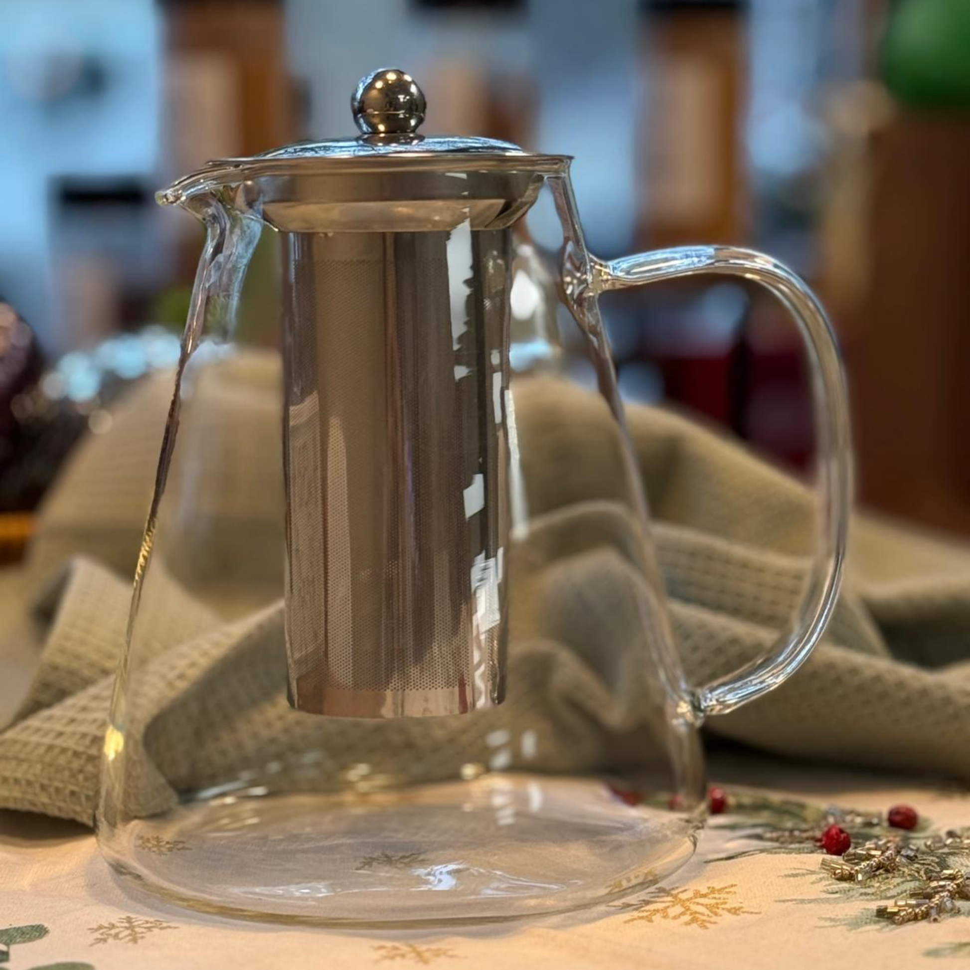 Large 1300 ml glass teapot with stainless-steel infuser – Bergamos by BRY Foods
